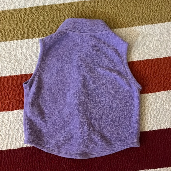 Patagonia light purple 12 month fleece vest - light weight - Picture 4 of 4